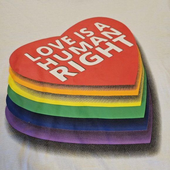 Phluid Project "Love Is A Human Right" T-Shirt Size MED Rainbow Heart Pride NWT - Picture 2 of 2